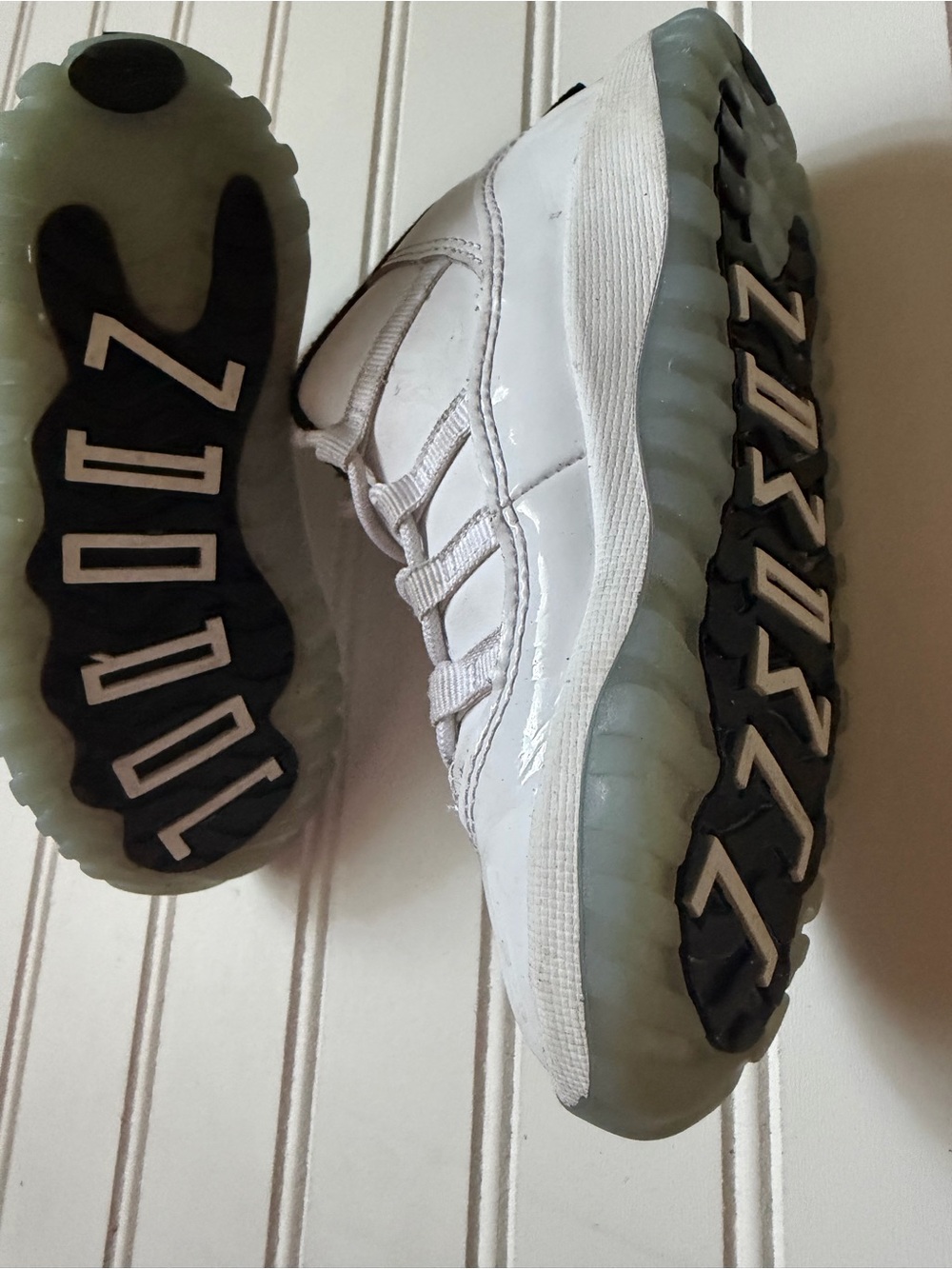 Jordan Kids White and Grey High-Top Sneakers - Picture 5 of 6